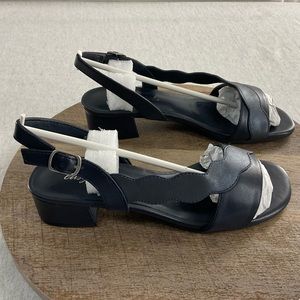 EASY STREET CHANTELL WOMEN’S BLOCK HEEL DRESS SANDALS OPEN TOE SIZE: 5.5M / NAVY